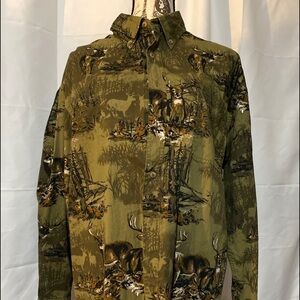 Men’s Rugged Earth Outfitters long sleeve shirt